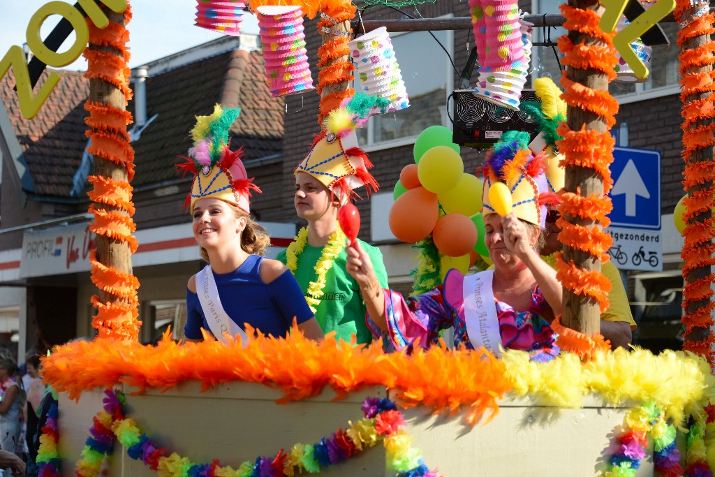 ../Images/Zomercarnaval Noordwijkerhout 2016 241.jpg